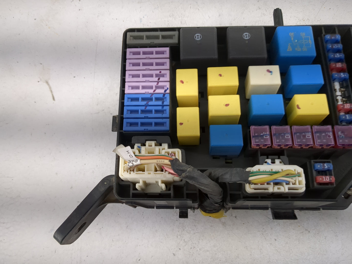 2003-2008 Hyundai Tiburon Fusebox Fuse Box Panel Relay Module P/N:91210-2C730 Fits Fits 2003 2004 2005 2006 2007 2008 OEM Us