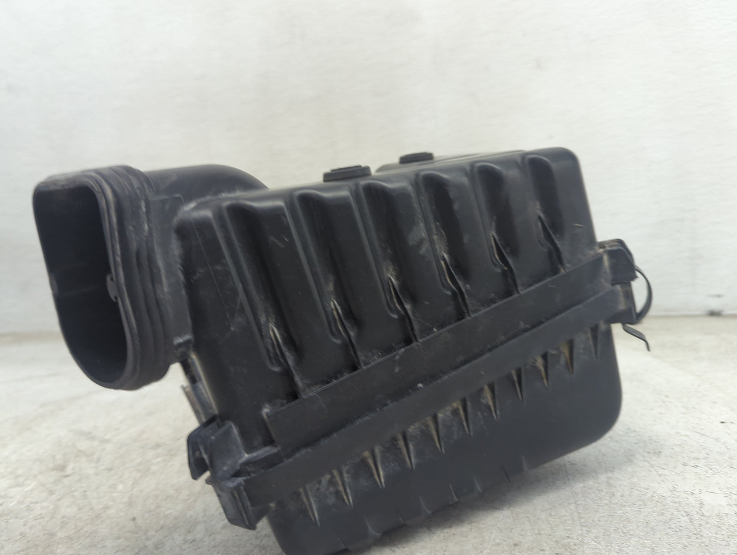 2003-2008 Hyundai Tiburon Air Cleaner Intake-duct Hose Tube 1481052 - Oemusedautoparts1.com
