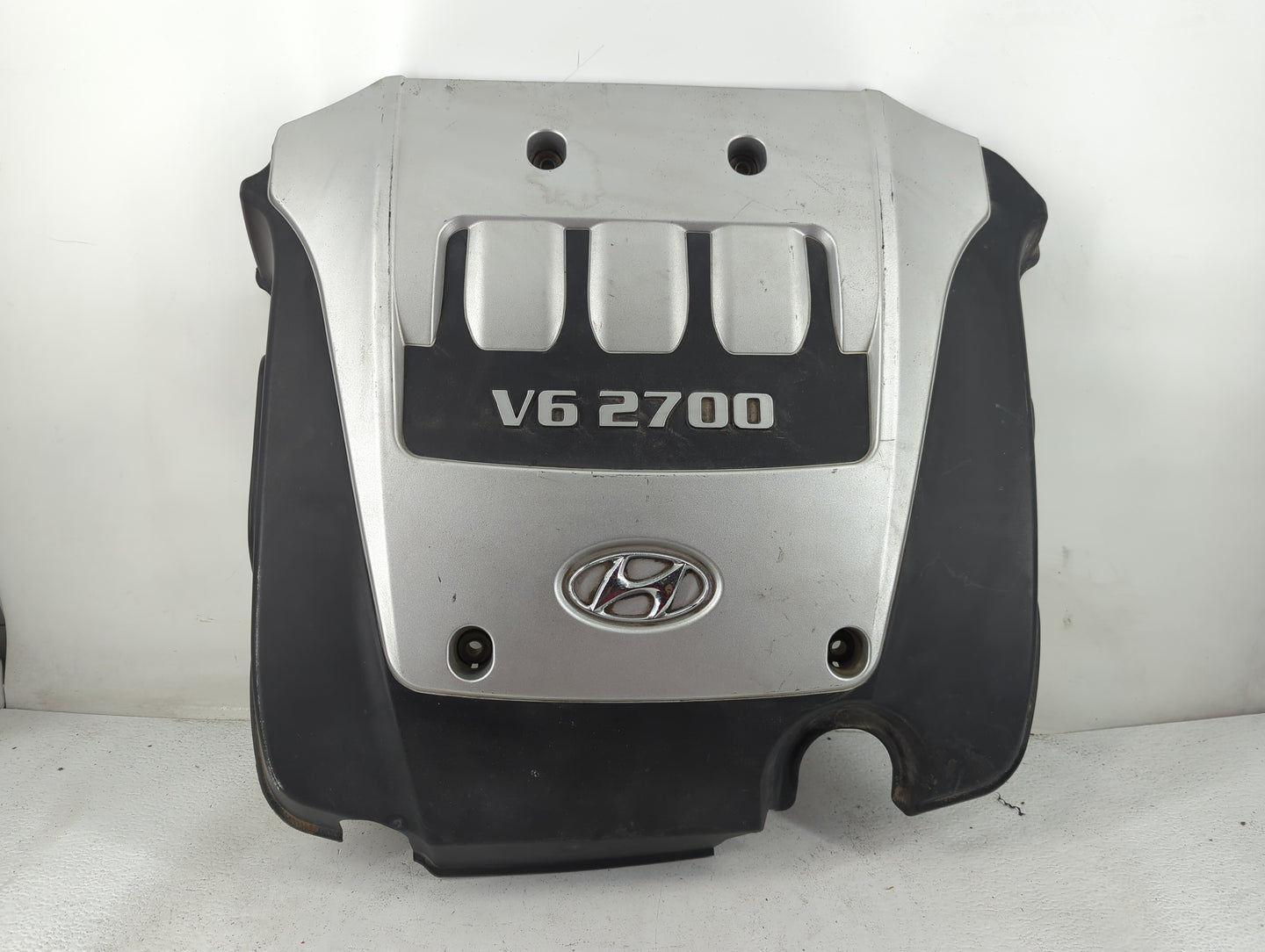 2006 Hyundai Tucson Engine Cover - Oemusedautoparts1.com