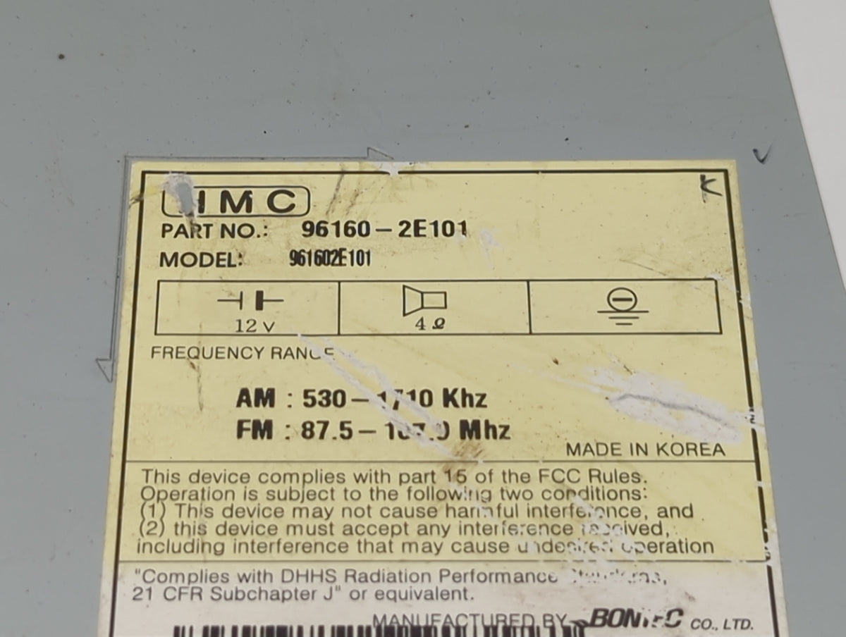 2005-2006 Hyundai Tucson Radio AM FM Cd Player Receiver Replacement P/N:96160-2E101 961602E101 Fits Fits 2005 2006 OEM Used 