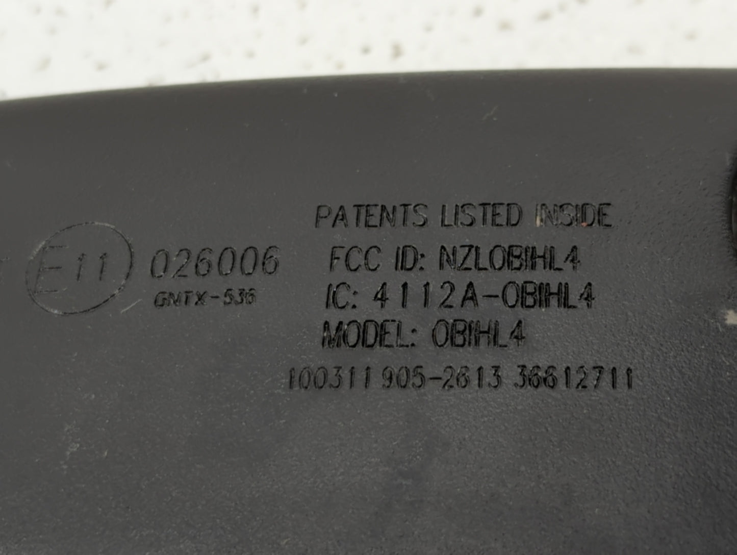 2005-2008 Hyundai Tucson Interior Rear View Mirror Replacement OEM P/N:E11026006 E4022143 Fits OEM Used Auto Parts - Oemused