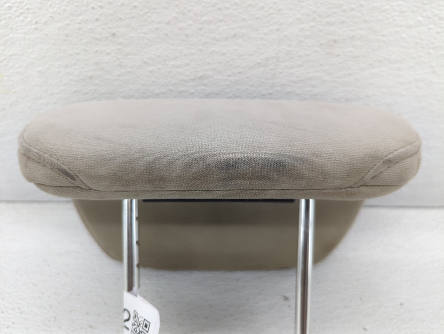 2005-2008 Hyundai Tucson Headrest Head Rest Rear Seat Tan - Oemusedautoparts1.com