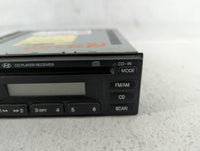 2005-2006 Hyundai Tucson Radio AM FM Cd Player Receiver Replacement P/N:96160-2E101 Fits Fits 2005 2006 OEM Used Auto Parts 