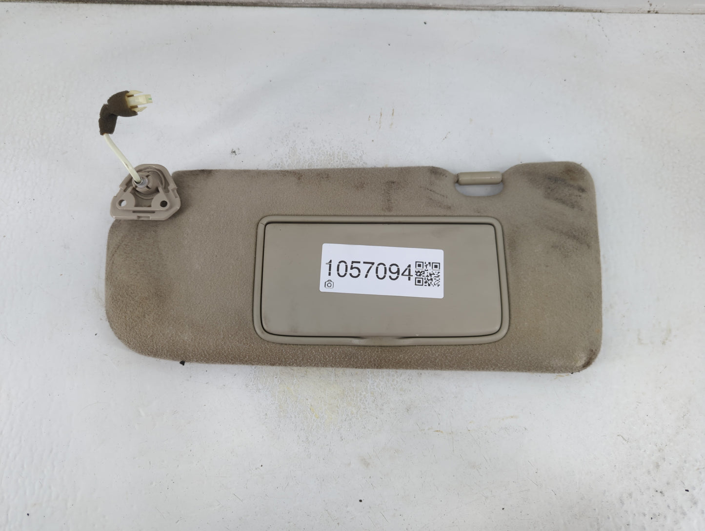 2005-2007 Infiniti G35 Sun Visor Shade Replacement Driver Left Mirror Fits Fits 2005 2006 2007 OEM Used Auto Parts - Oemused