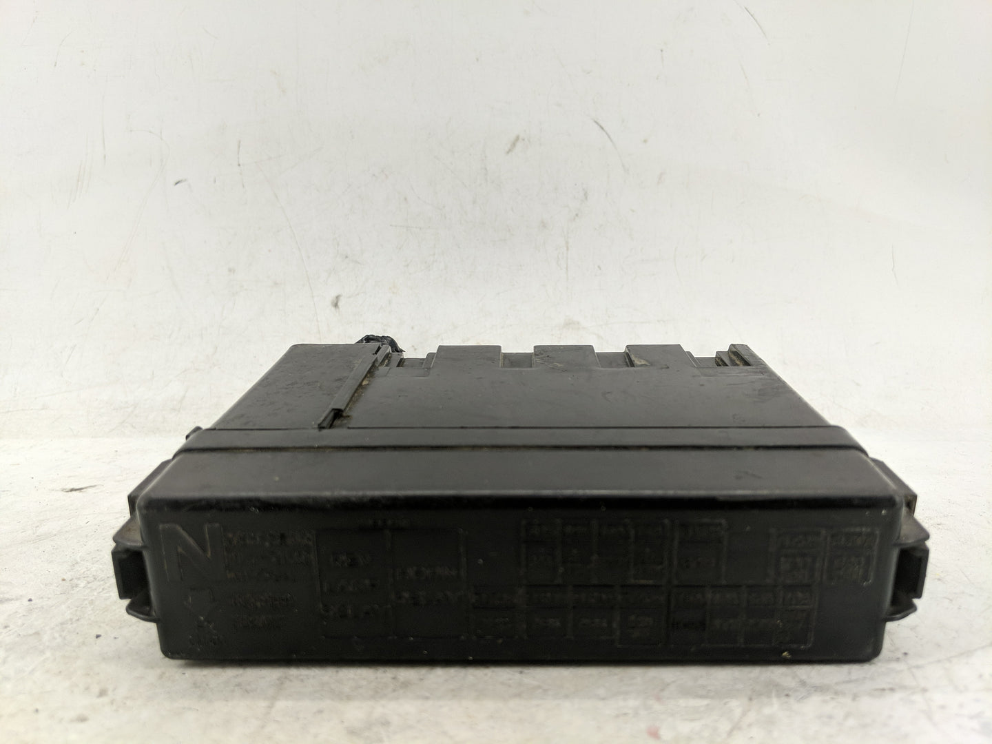 2005-2006 Infiniti G35 Fusebox Fuse Box Panel Relay Module Fits Fits 2005 2006 OEM Used Auto Parts - Oemusedautoparts1.com