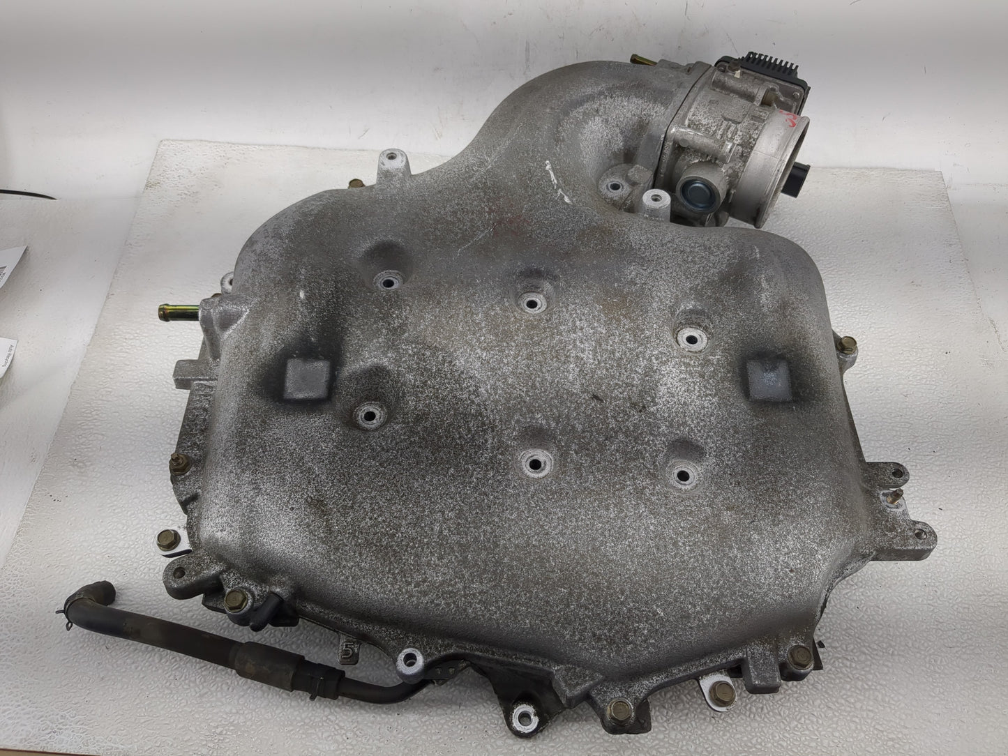 2003-2007 Infiniti G35 Air Intake Manifold Fits Fits 2003 2004 2005 2006 2007 2008 OEM Used Auto Parts - Oemusedautoparts1.c