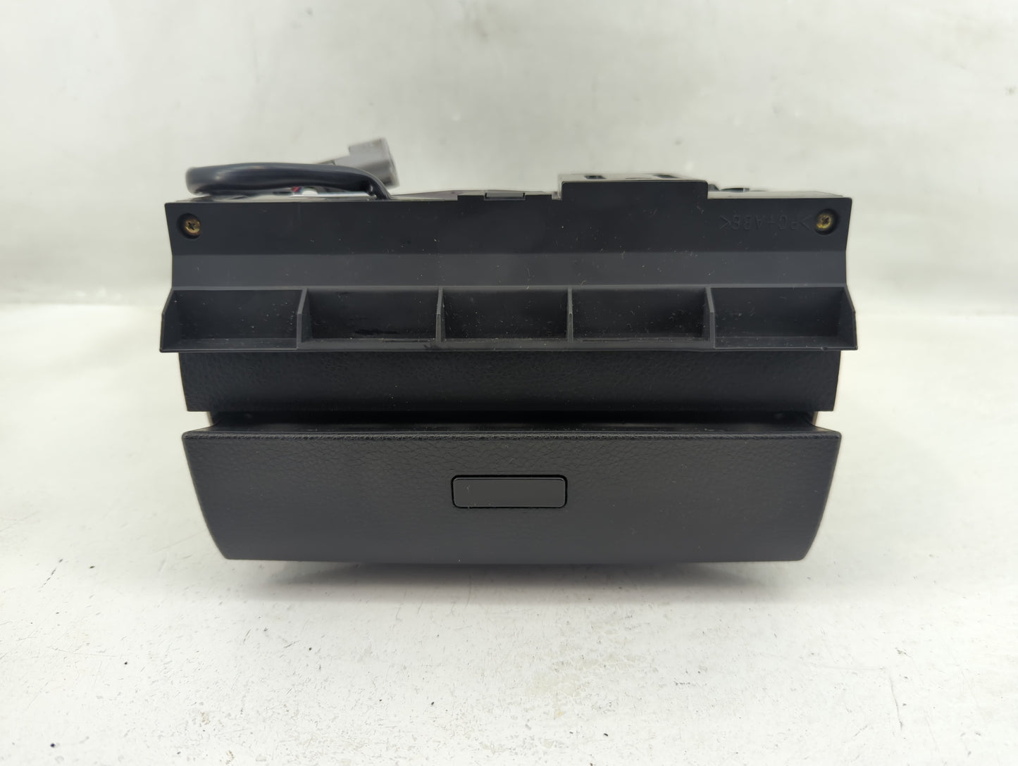 2005-2007 Infiniti G35 Information Display Screen - Oemusedautoparts1.com