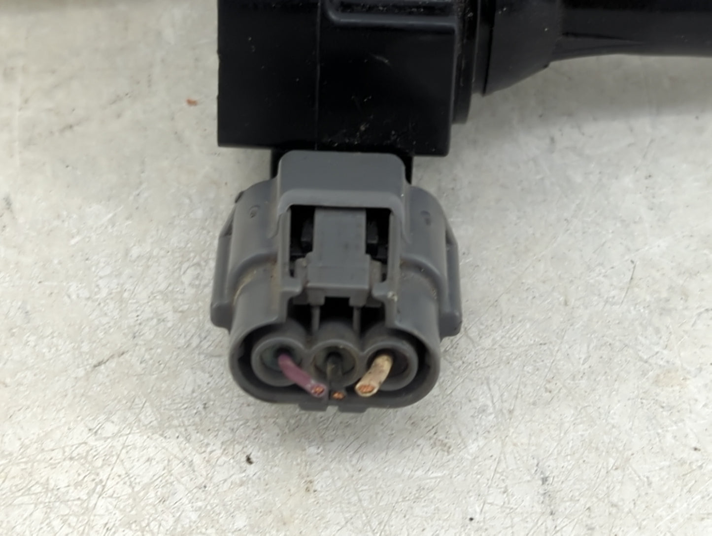 2003-2007 Infiniti G35 Ignition Coil Igniter Pack 1450591 - Oemusedautoparts1.com