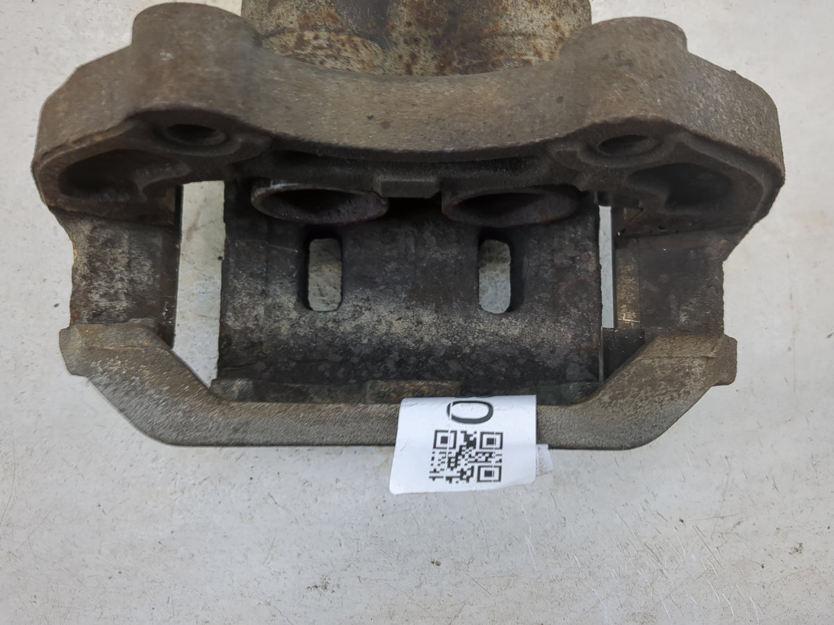 2005-2006 Infiniti G35 Front Driver Left Brake Caliper - Oemusedautoparts1.com