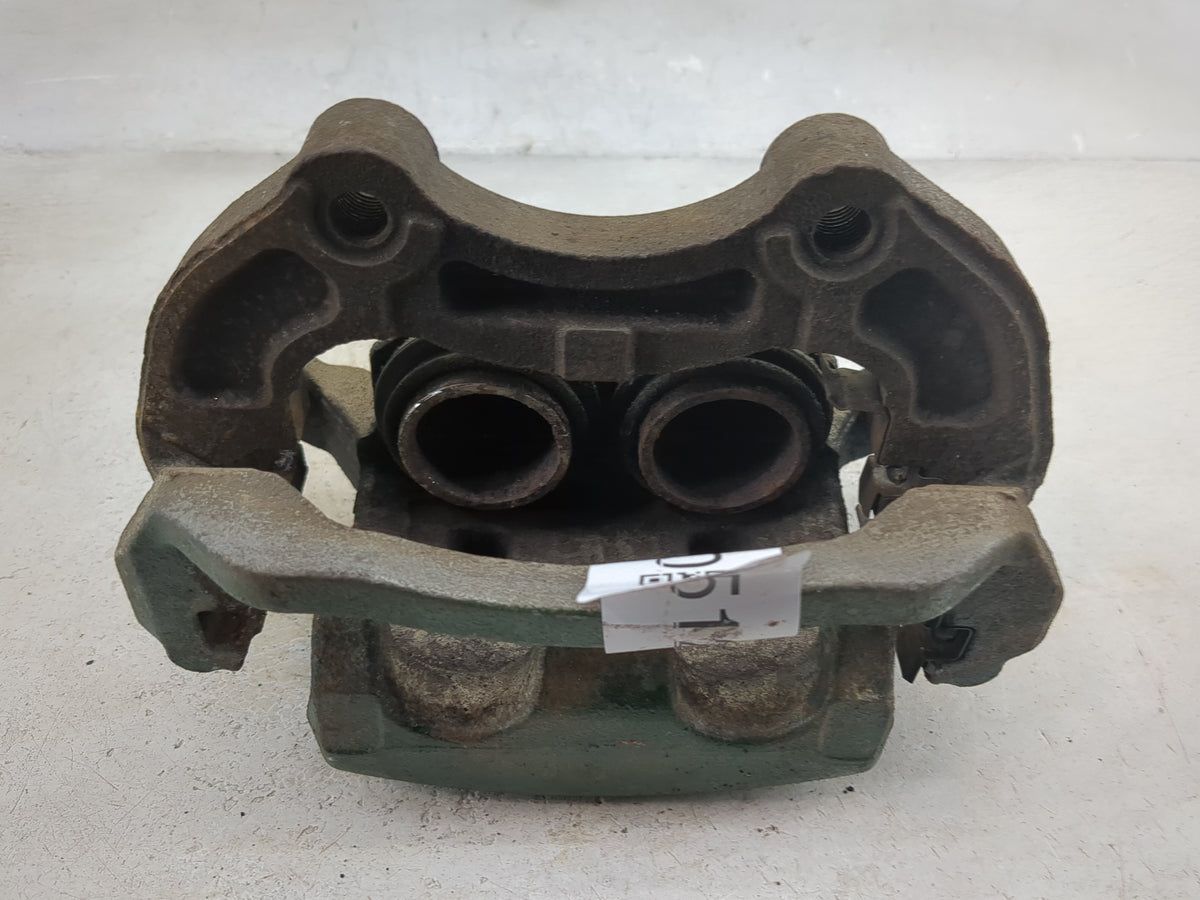 2005-2006 Infiniti G35 Front Driver Left Brake Caliper - Oemusedautoparts1.com