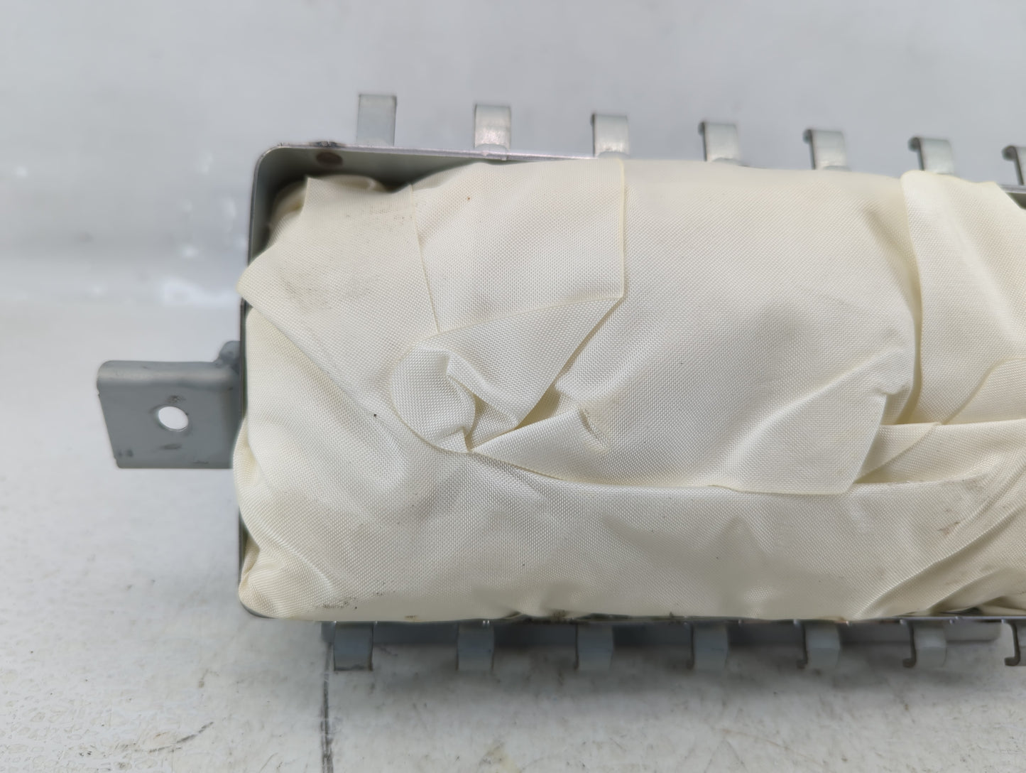 2005-2007 Infiniti G35 Air Bag Passenger Right Dashboard Oem - Oemusedautoparts1.com
