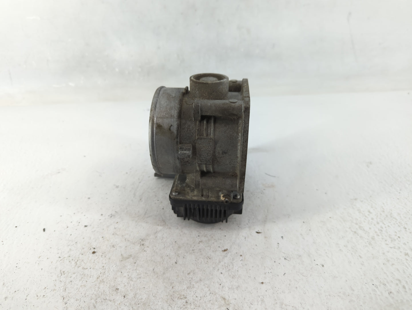 2006-2007 Infiniti G35 Throttle Body P/N:RME70-04 Fits Fits 2006 2007 2008 2009 OEM Used Auto Parts - Oemusedautoparts1.com