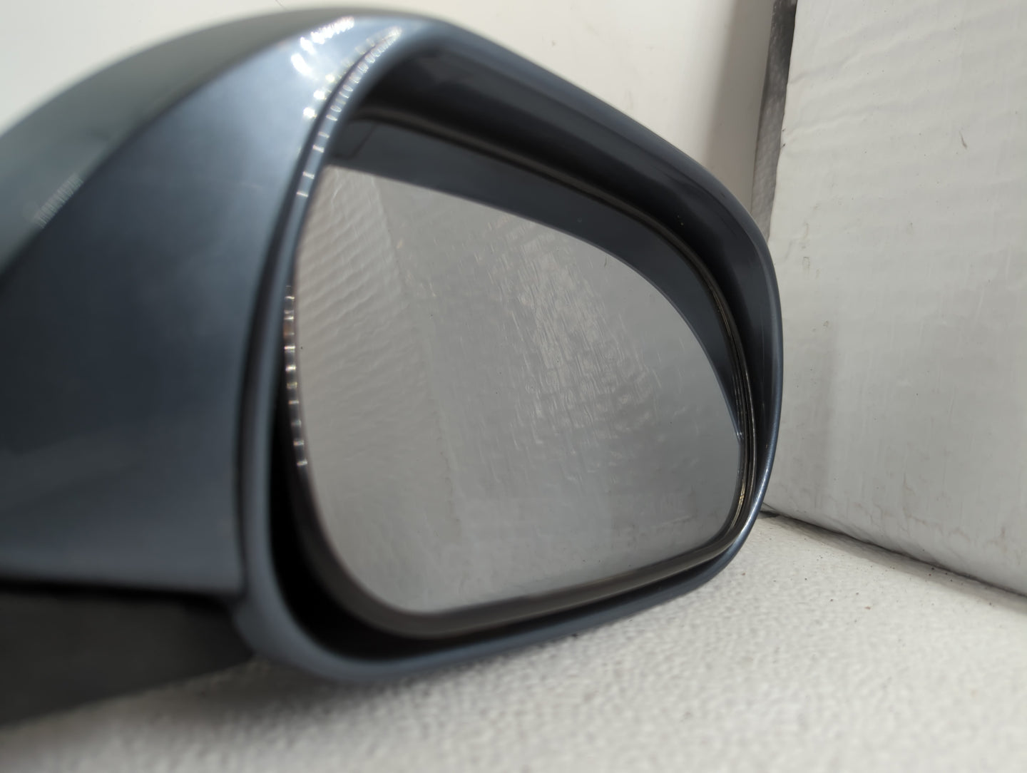 2003-2006 Infiniti G35 Passenger Side View Mirror - Right Door Mirror OEM Used - Oemusedautoparts1.com