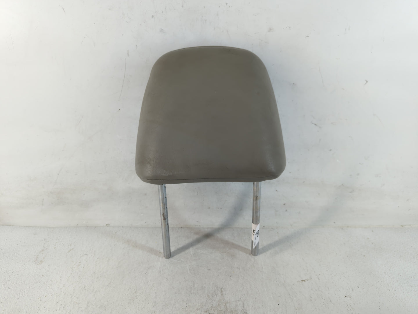 2006 Infiniti G35 Headrest Head Rest Front Driver Passenger Seat Fits OEM Used Auto Parts - Oemusedautoparts1.com