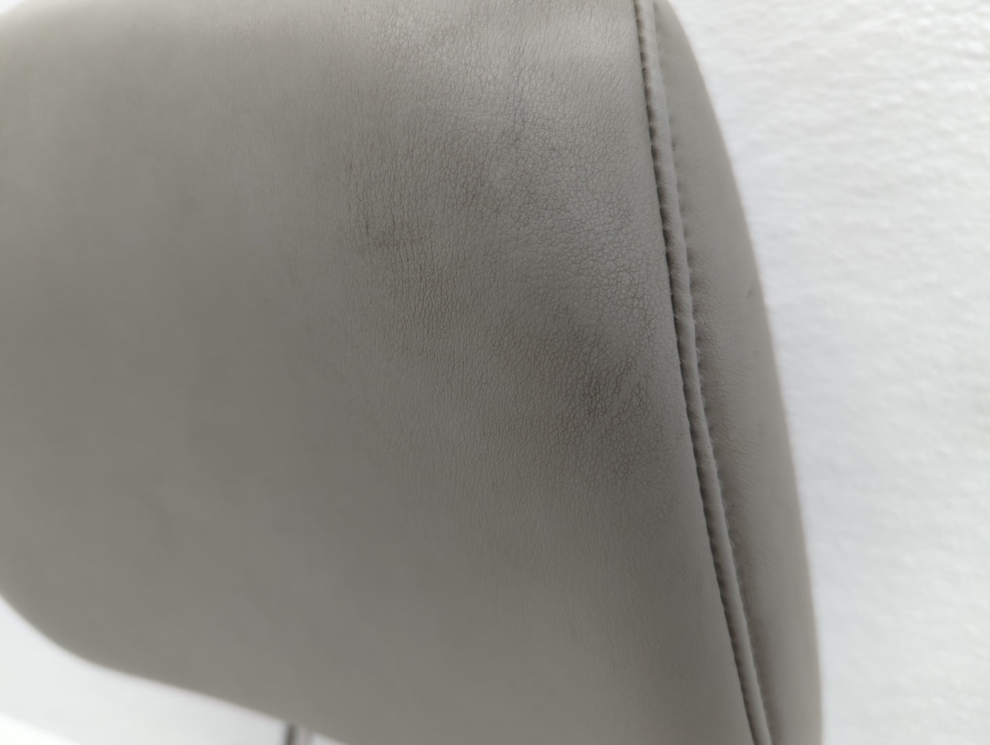 2006 Infiniti G35 Headrest Head Rest Front Driver Passenger Seat Fits OEM Used Auto Parts - Oemusedautoparts1.com