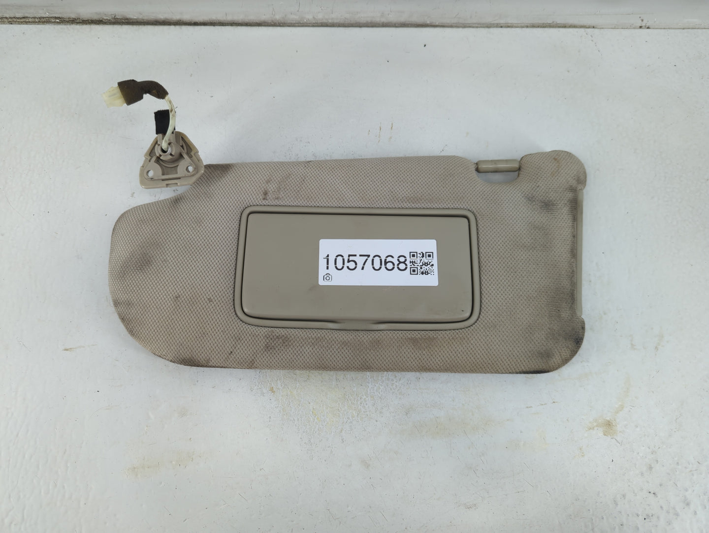 2006-2010 Infiniti M35 Sun Visor Shade Replacement Driver Left Mirror Fits Fits 2006 2007 2008 2009 2010 OEM Used Auto Parts