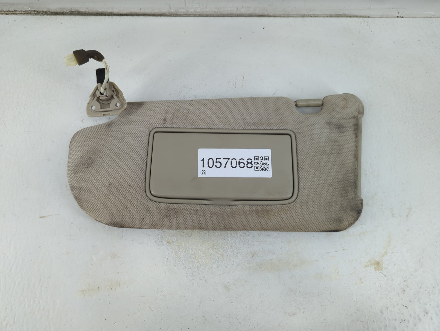 2006-2010 Infiniti M35 Sun Visor Shade Replacement Driver Left Mirror Fits Fits 2006 2007 2008 2009 2010 OEM Used Auto Parts