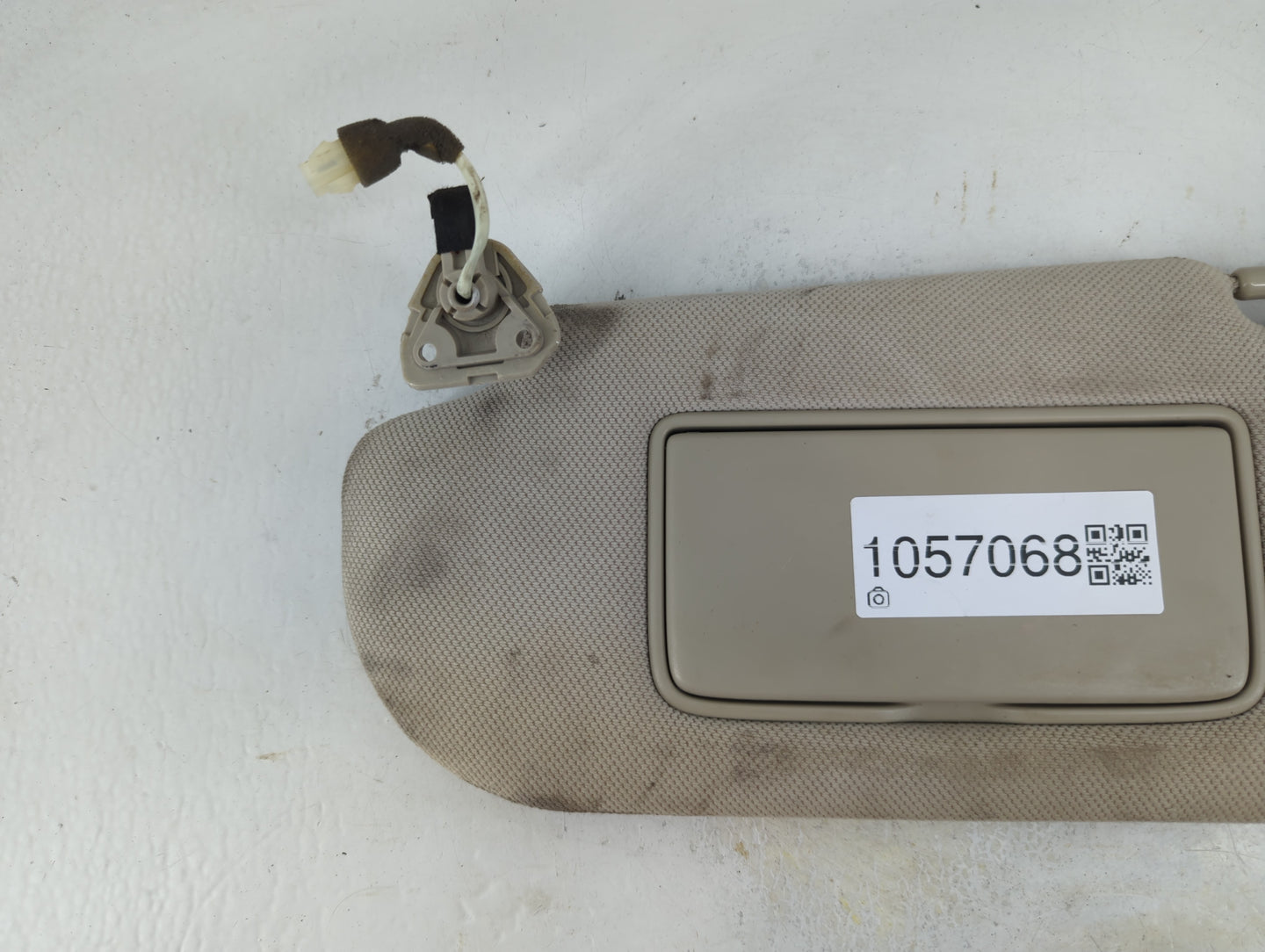 2006-2010 Infiniti M35 Sun Visor Shade Replacement Driver Left Mirror Fits Fits 2006 2007 2008 2009 2010 OEM Used Auto Parts