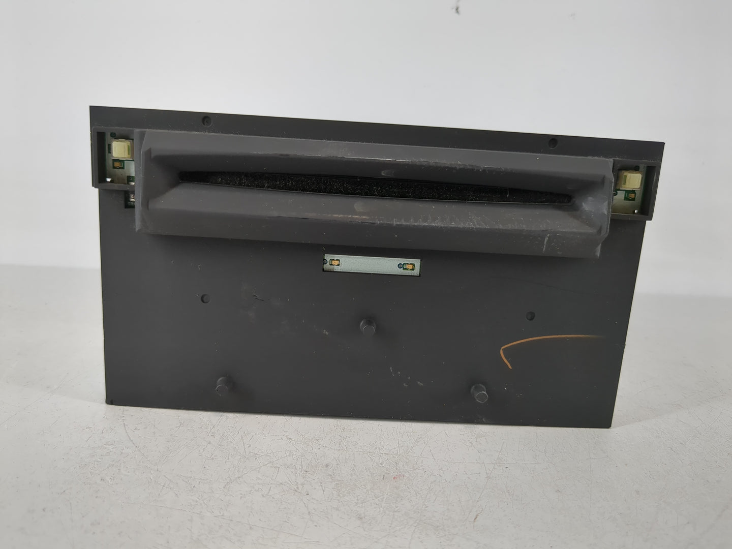 2006-2007 Infiniti M35 Radio AM FM Cd Player Receiver Replacement P/N:28185 EH200 Fits Fits 2006 2007 OEM Used Auto Parts - 