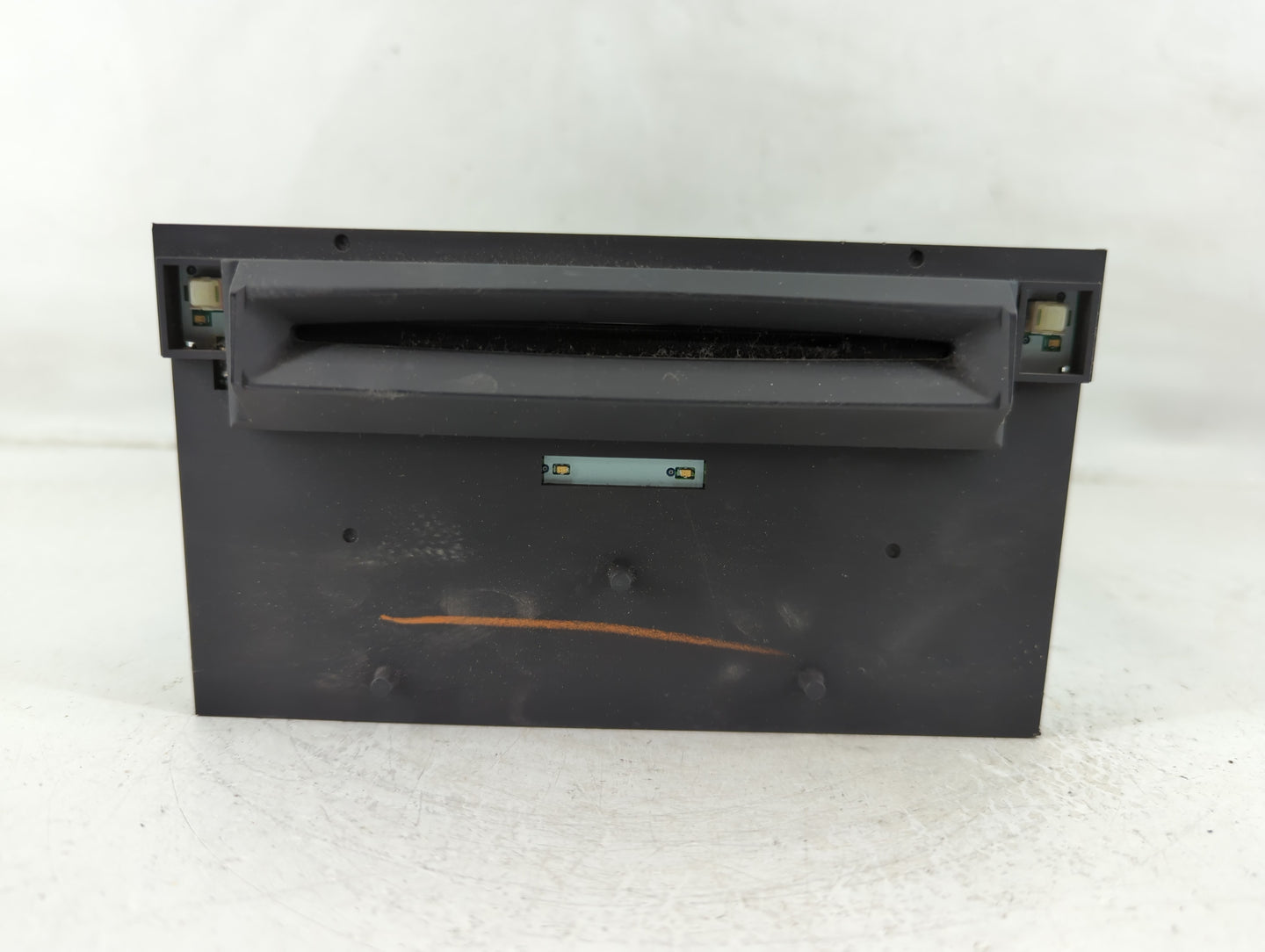2006-2007 Infiniti M35 Radio AM FM Cd Player Receiver Replacement P/N:28185 EH20A 28185 EH200 Fits Fits 2006 2007 OEM Used A