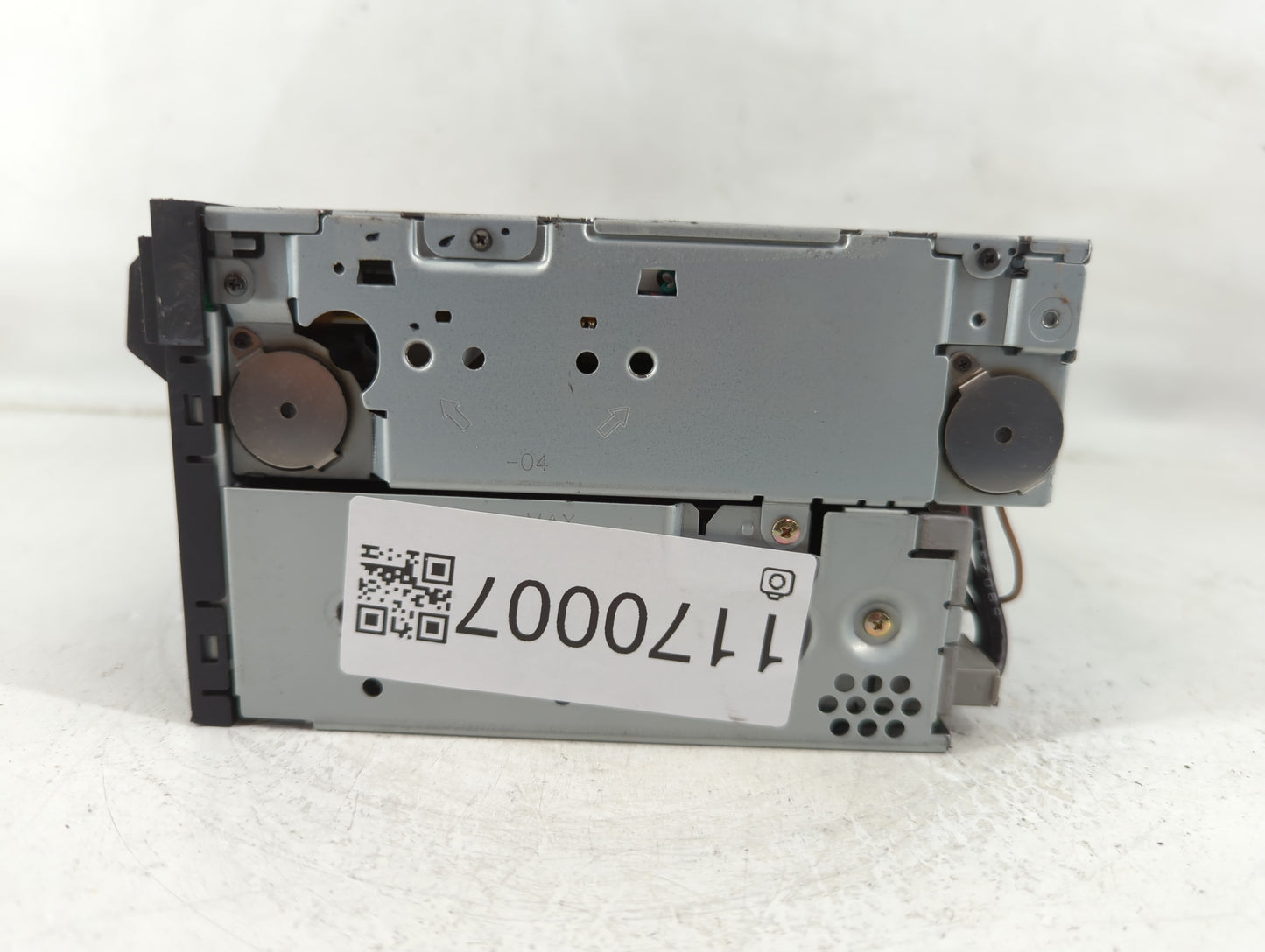 2006-2007 Infiniti M35 Radio AM FM Cd Player Receiver Replacement P/N:28185 EH20A 28185 EH200 Fits Fits 2006 2007 OEM Used A