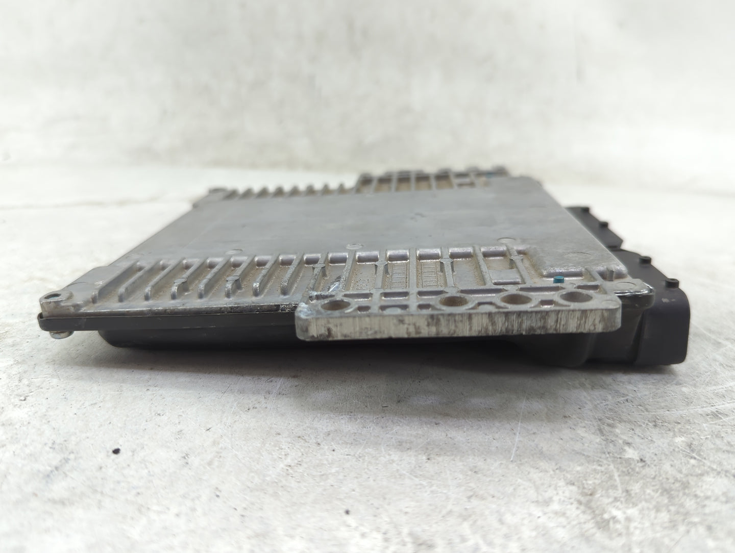 2006 Infiniti M35 PCM Engine Control Computer ECU ECM PCU OEM P/N:MEC35-970 C1 Fits OEM Used Auto Parts - Oemusedautoparts1.
