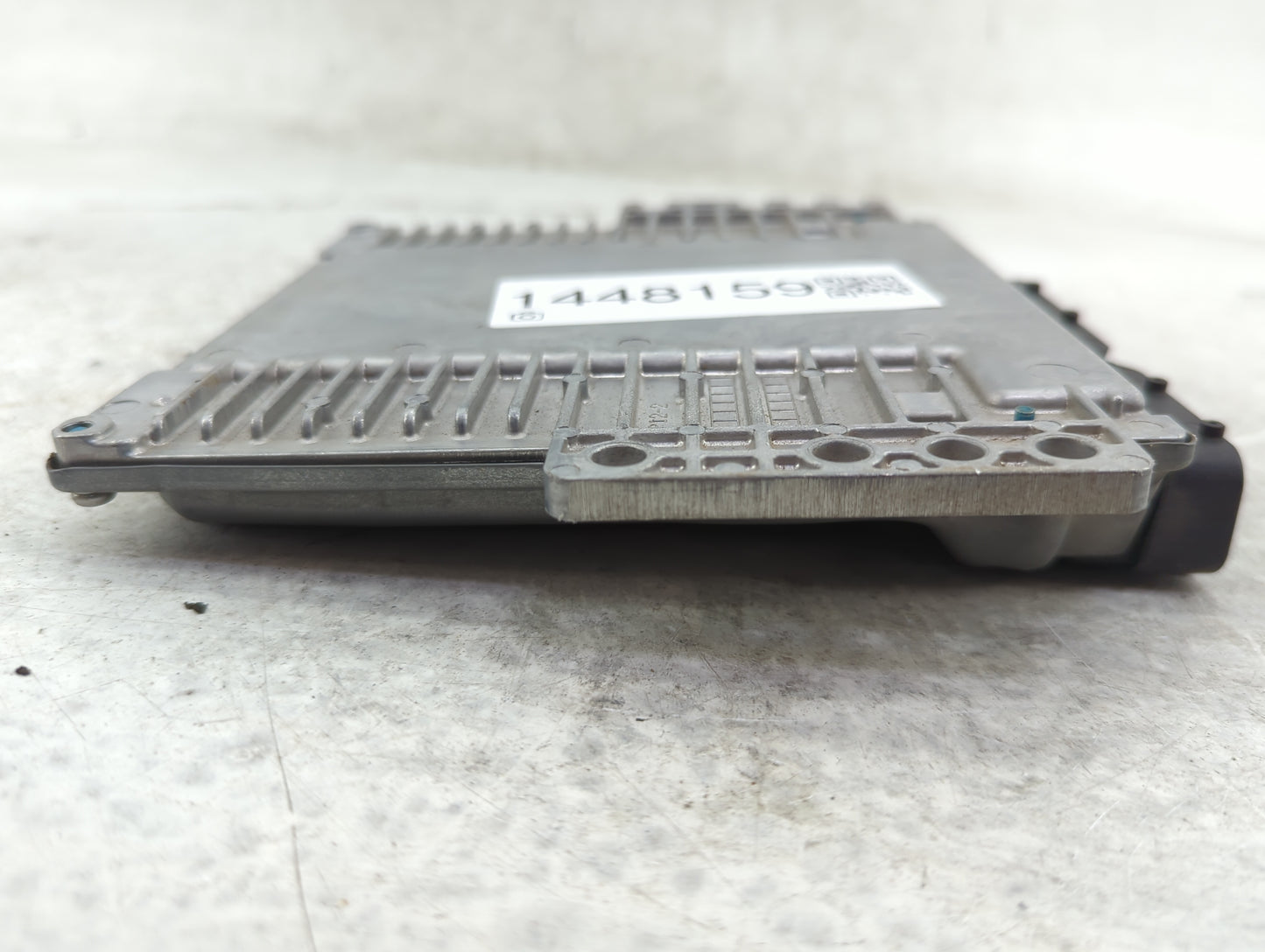 2006 Infiniti M35 PCM Engine Control Computer ECU ECM PCU OEM P/N:MEC35-892 A1 Fits OEM Used Auto Parts - Oemusedautoparts1.