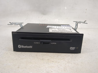 compare product 2006-2006 Infiniti M35 Radio Control Panel