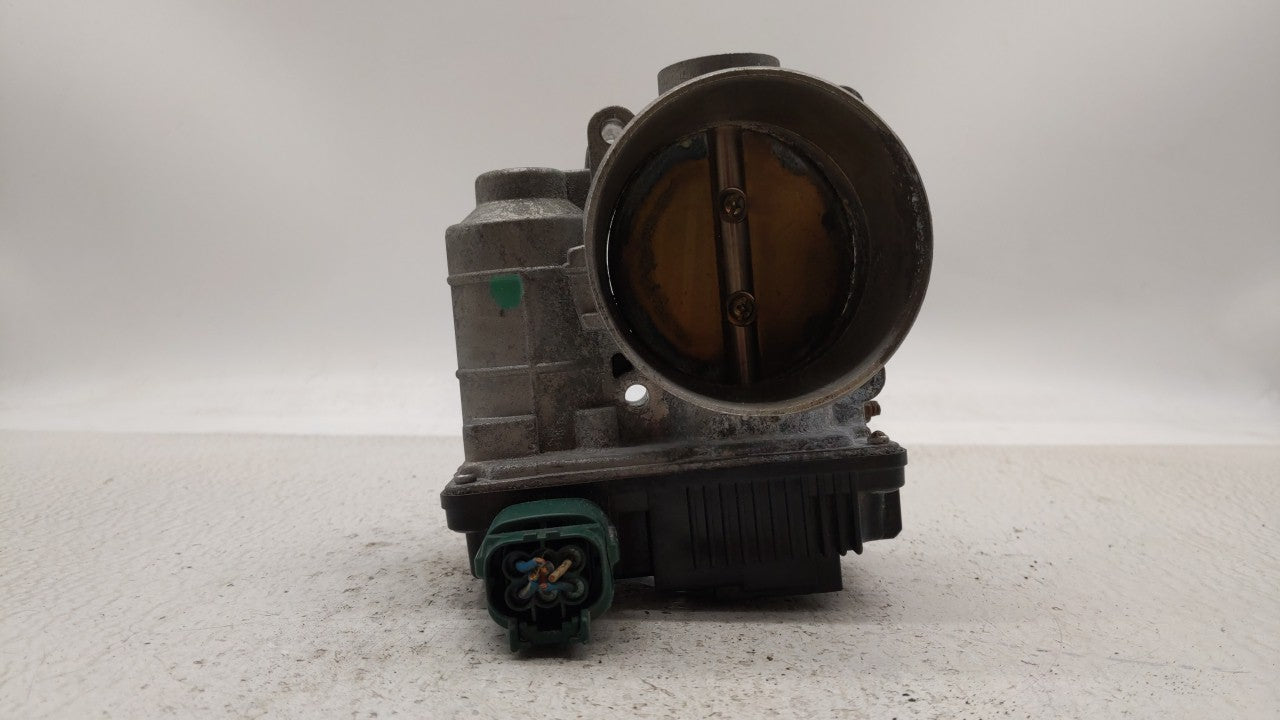 2006 Infiniti M35 Throttle Body P/N:RME70-04 A576-01, RME70 Fits Fits 2002 2003 2004 2005 OEM Used Auto Parts - Oemusedautop