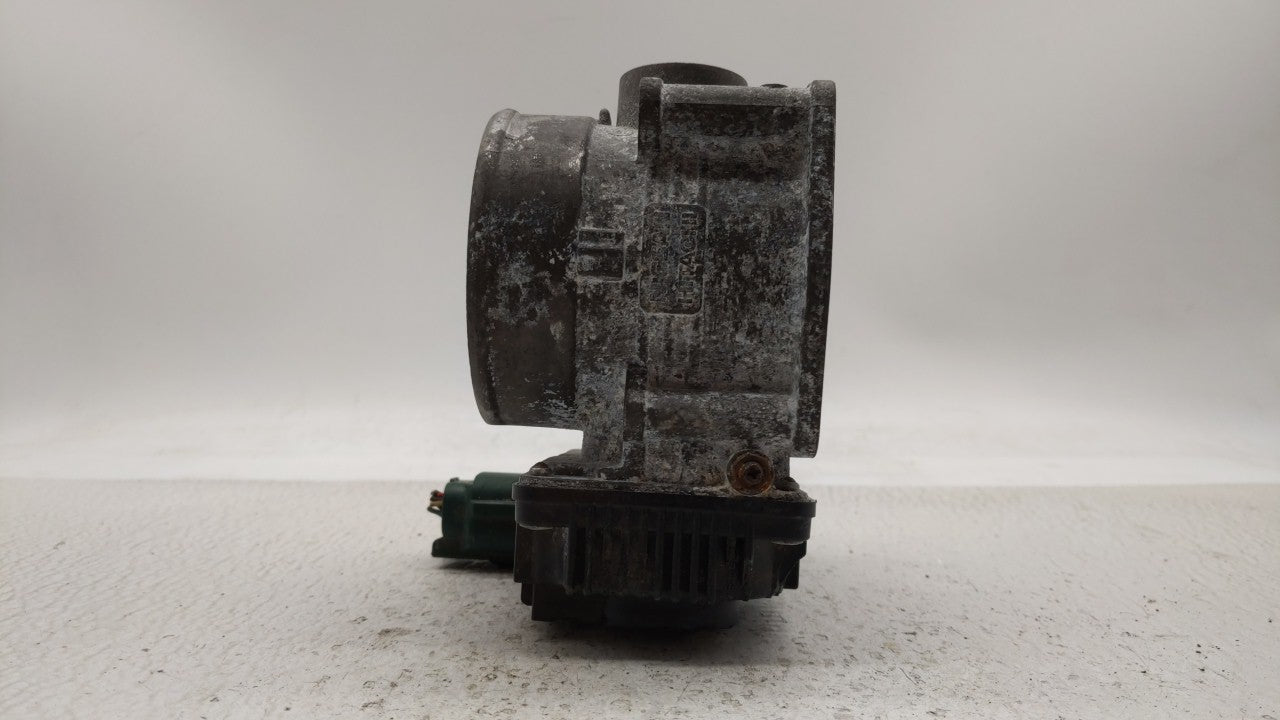 2006 Infiniti M35 Throttle Body P/N:RME70-04 A576-01, RME70 Fits Fits 2002 2003 2004 2005 OEM Used Auto Parts - Oemusedautop