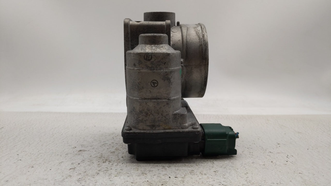 2006 Infiniti M35 Throttle Body P/N:RME70-04 A576-01, RME70 Fits Fits 2002 2003 2004 2005 OEM Used Auto Parts - Oemusedautop