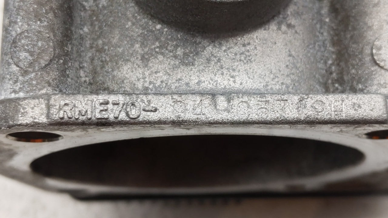 2006 Infiniti M35 Throttle Body P/N:RME70-04 A576-01, RME70 Fits Fits 2002 2003 2004 2005 OEM Used Auto Parts - Oemusedautop