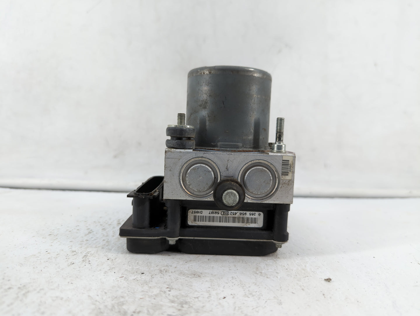 2006-2007 Infiniti M35 ABS Pump Control Module Replacement P/N:47660 EH41D Fits Fits 2006 2007 OEM Used Auto Parts - Oemused