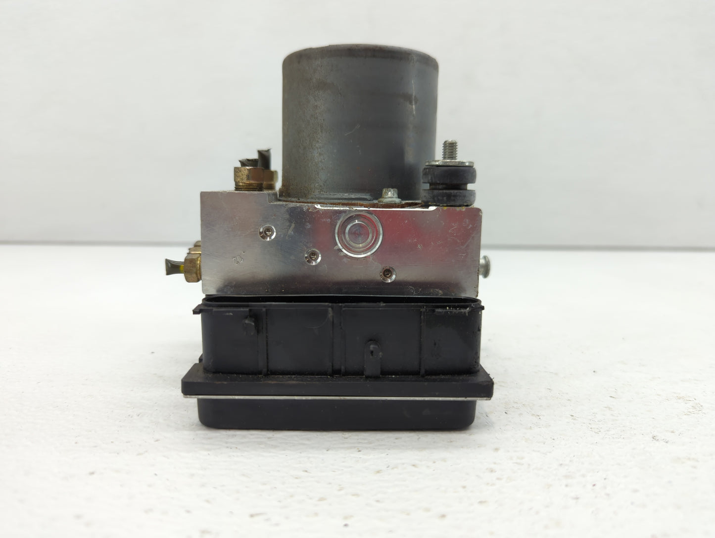 2006-2007 Infiniti M35 ABS Pump Control Module Replacement P/N:47660 EH40D Fits Fits 2006 2007 OEM Used Auto Parts - Oemused