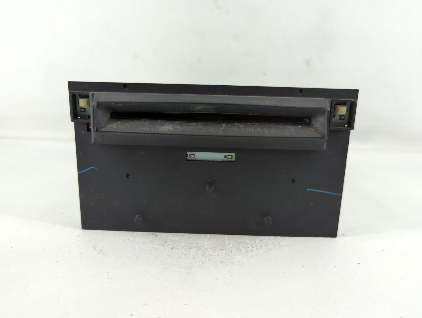 2006-2007 Infiniti M35 Radio AM FM Cd Player Receiver Replacement P/N:28185 EH20A Fits Fits 2006 2007 OEM Used Auto Parts - 