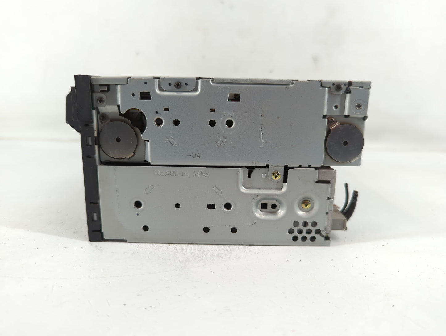 2006-2007 Infiniti M35 Radio AM FM Cd Player Receiver Replacement P/N:28185 EH20A Fits Fits 2006 2007 OEM Used Auto Parts - 