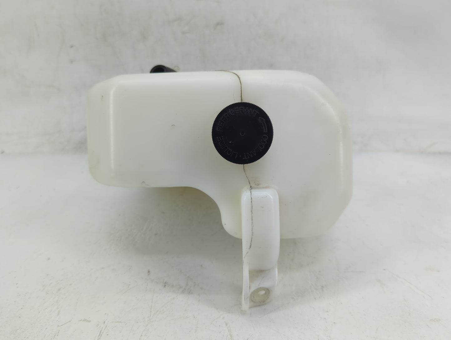 2006-2010 Infiniti M45 Radiator Coolant Overflow Expansion Tank Bottle - Oemusedautoparts1.com