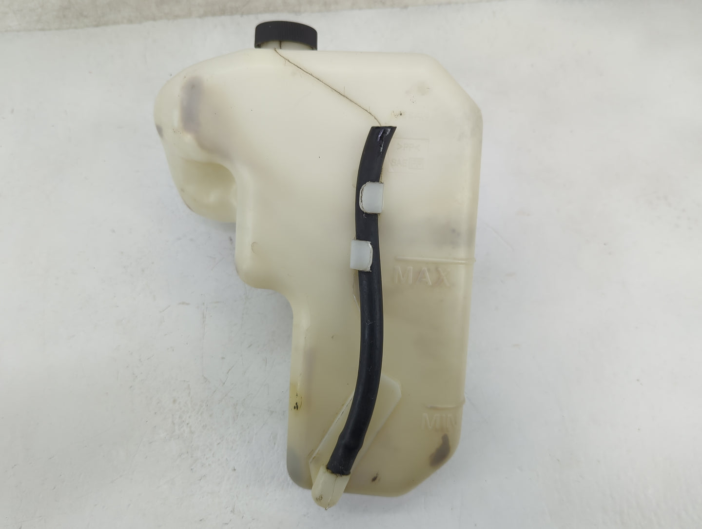2006-2010 Infiniti M45 Radiator Coolant Overflow Expansion Tank Bottle - Oemusedautoparts1.com
