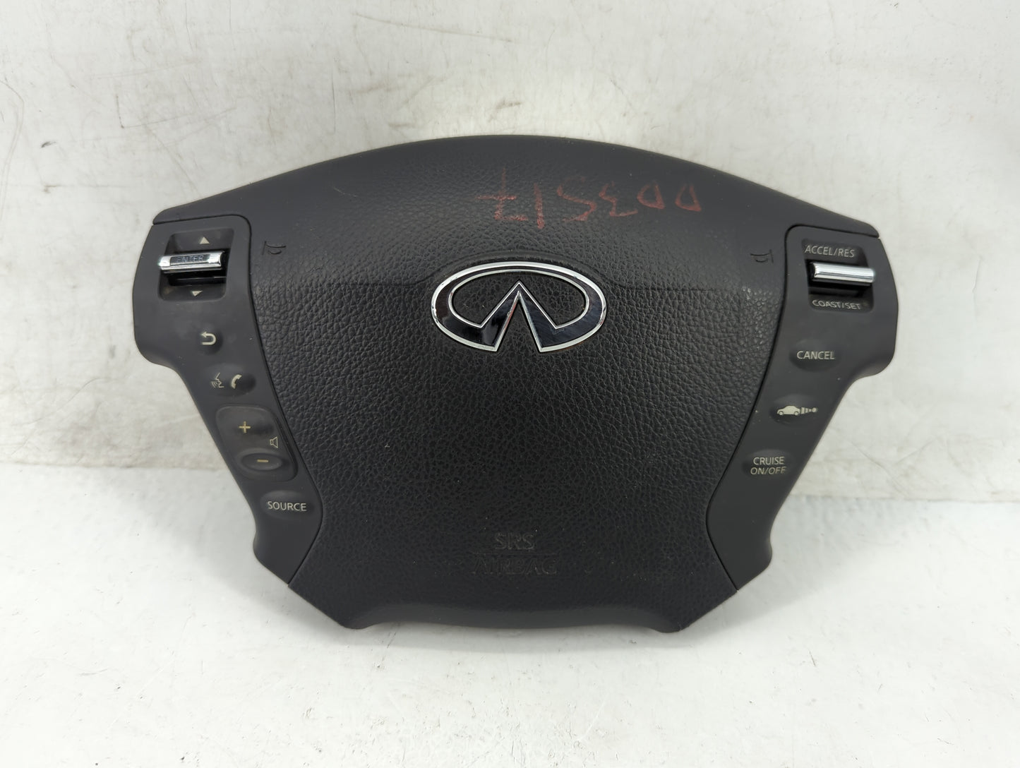 2006-2007 Infiniti M45 Air Bag Driver Left Steering Wheel Mounted Fits Fits 2006 2007 OEM Used Auto Parts - Oemusedautoparts