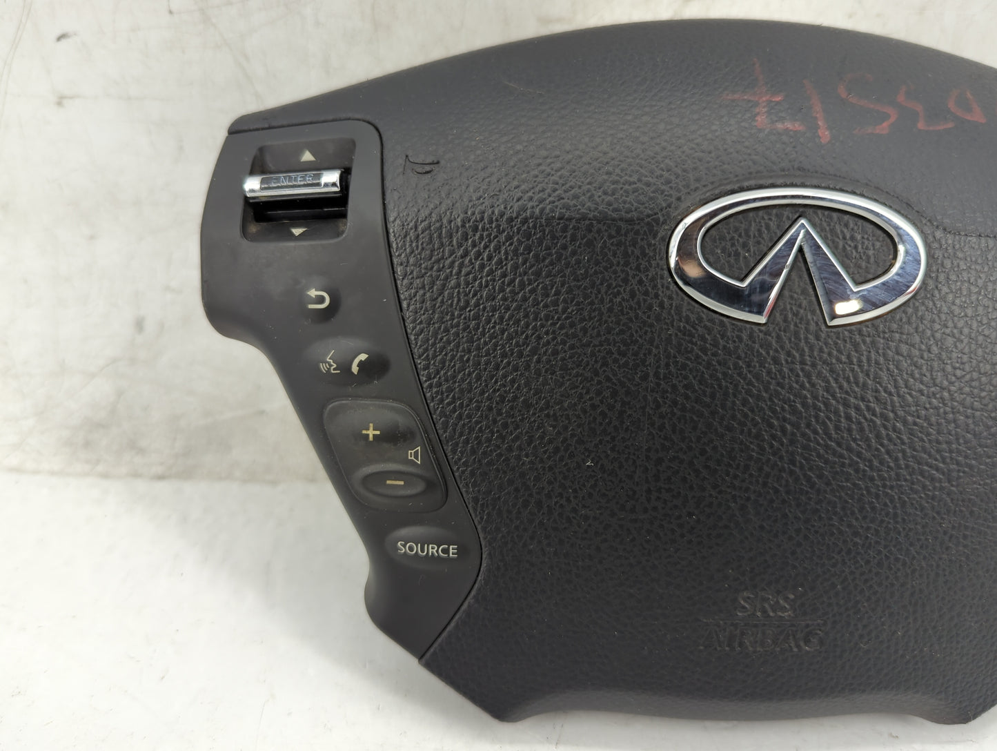 2006-2007 Infiniti M45 Air Bag Driver Left Steering Wheel Mounted Fits Fits 2006 2007 OEM Used Auto Parts - Oemusedautoparts