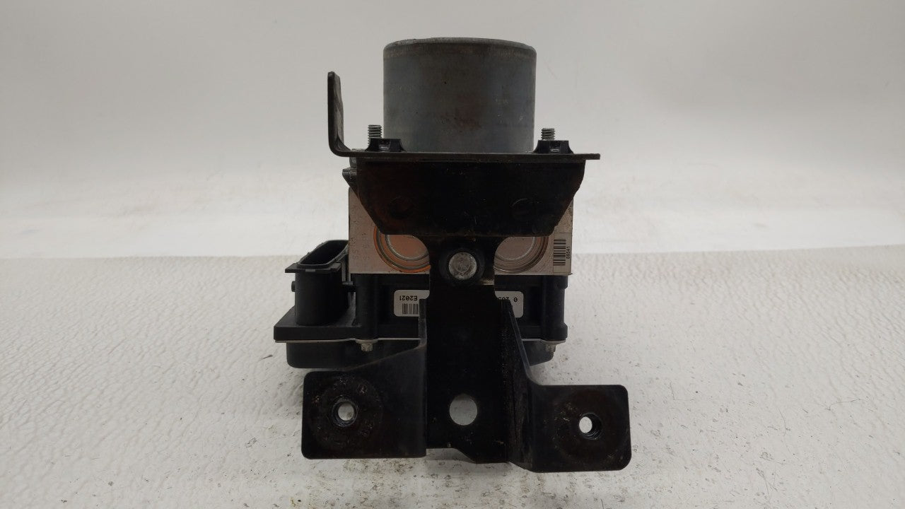 2006-2007 Infiniti M45 ABS Pump Control Module Replacement P/N:47660 EH10D Fits Fits 2006 2007 OEM Used Auto Parts - Oemused