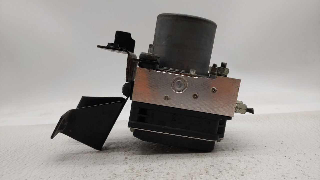 2006-2007 Infiniti M45 ABS Pump Control Module Replacement P/N:47660 EH10D Fits Fits 2006 2007 OEM Used Auto Parts - Oemused