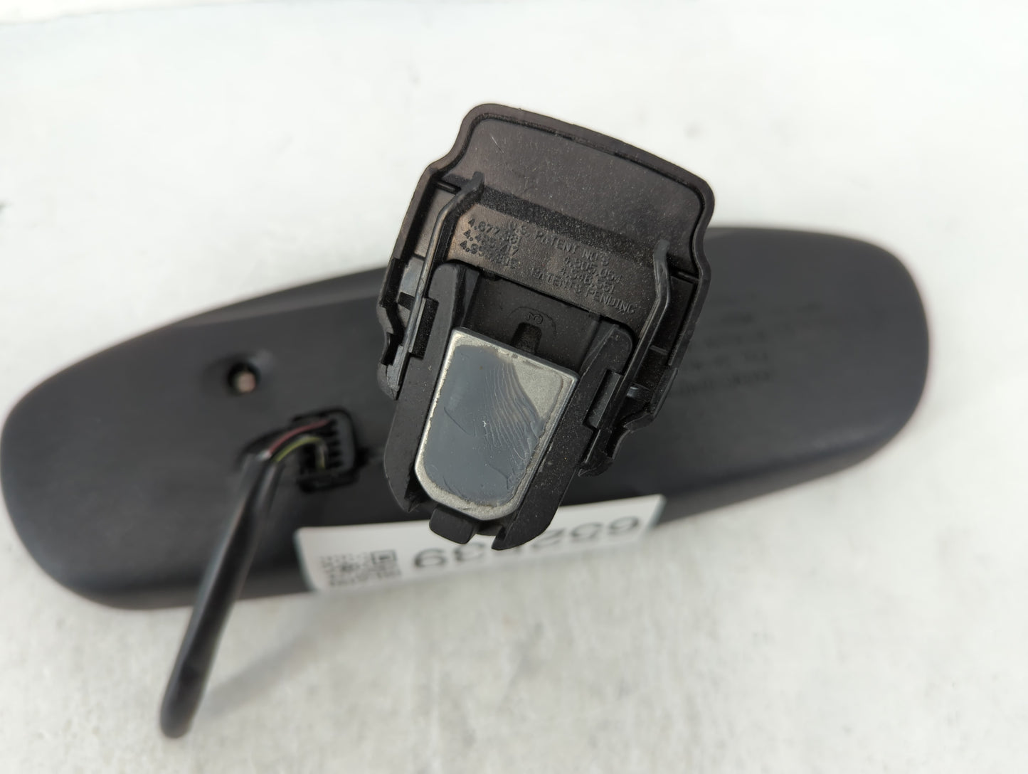 2006 Infiniti M45 Interior Rear View Mirror Replacement OEM P/N:E11015633 Fits OEM Used Auto Parts - Oemusedautoparts1.com
