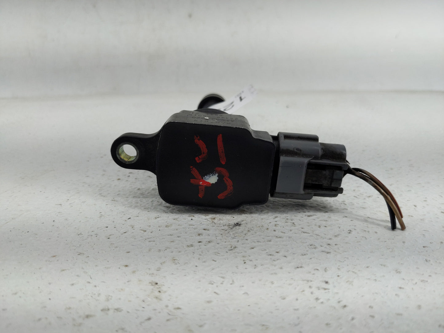 2004-2006 Infiniti Qx56 Ignition Coil Igniter Pack - Oemusedautoparts1.com