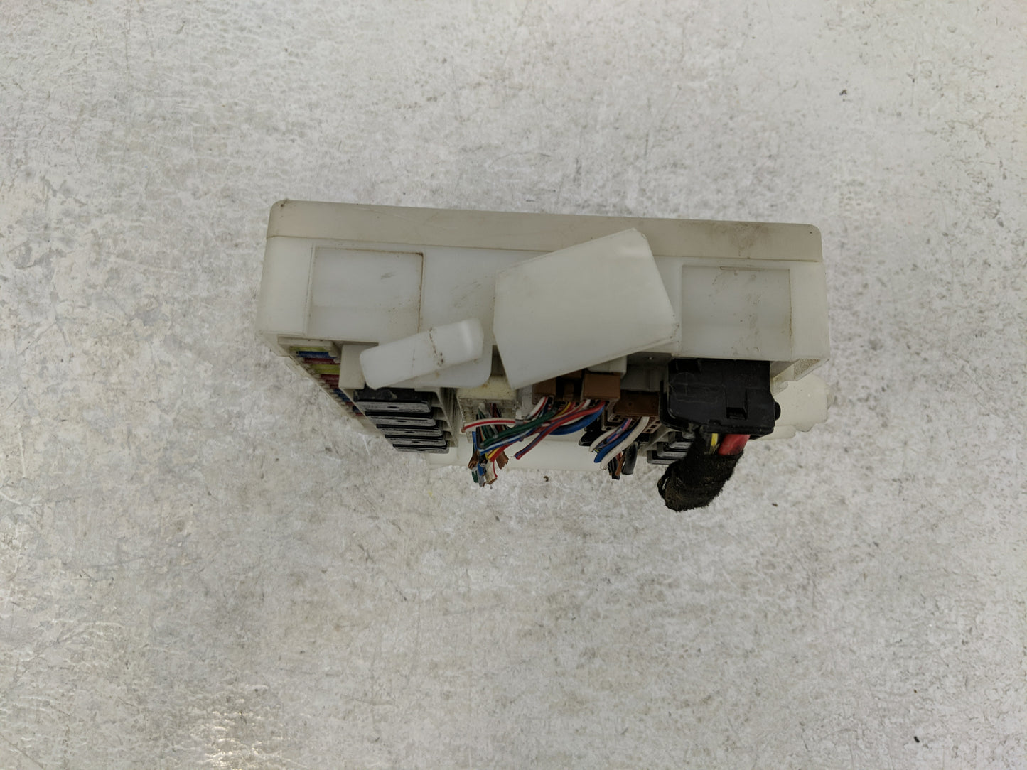 2004-2007 Infiniti Qx56 Fusebox Fuse Box Panel Relay Module Fits Fits 2004 2005 2006 2007 OEM Used Auto Parts - Oemusedautop