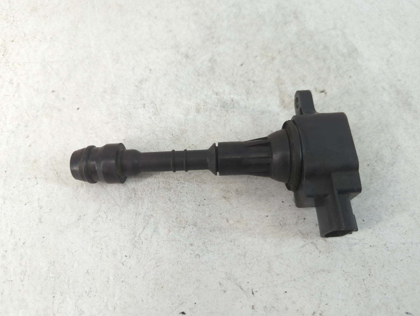 2004-2006 Infiniti Qx56 Ignition Coil Igniter Pack - Oemusedautoparts1.com