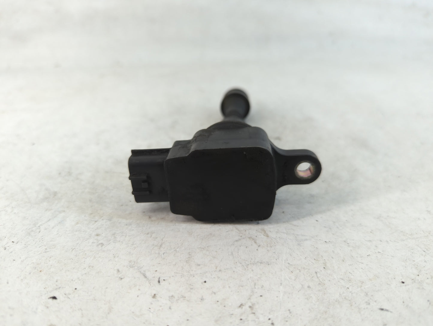 2004-2006 Infiniti Qx56 Ignition Coil Igniter Pack - Oemusedautoparts1.com