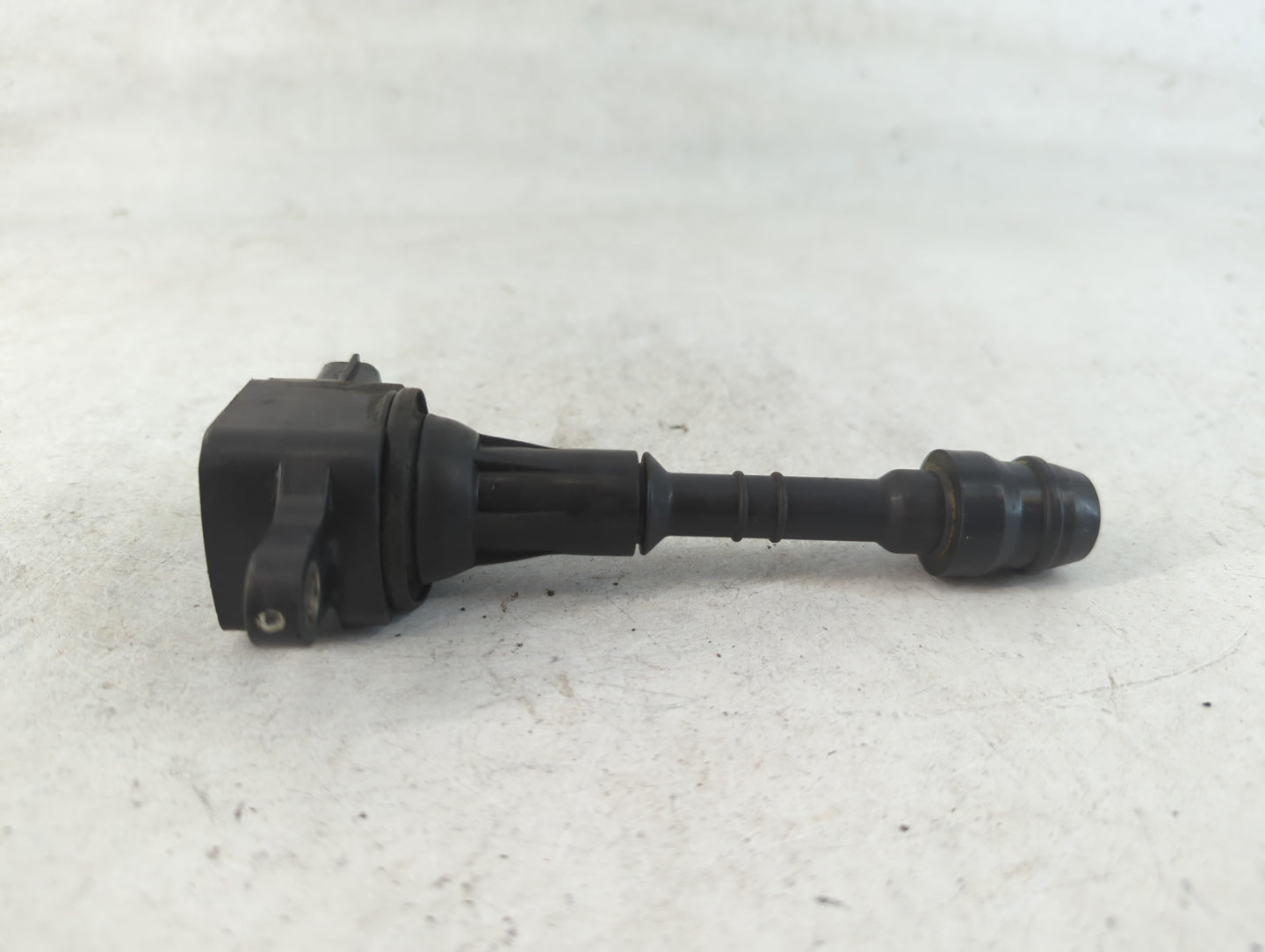 2004-2006 Infiniti Qx56 Ignition Coil Igniter Pack - Oemusedautoparts1.com