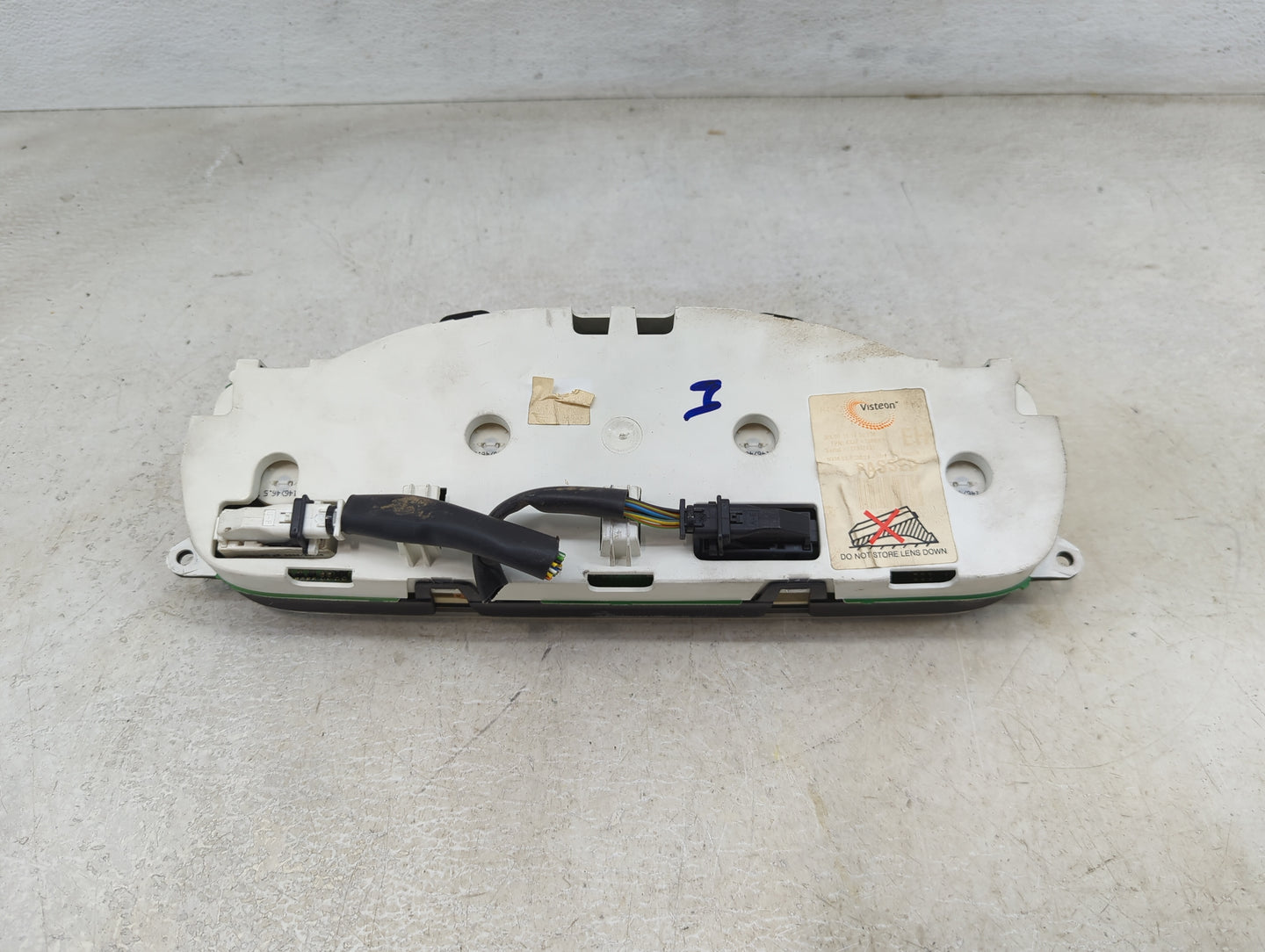 2005-2007 Jaguar X-Type Instrument Cluster Speedometer Gauges P/N:4X4F-10849 17902401 Miles:107K Fits Fits 2005 2006 2007 OE
