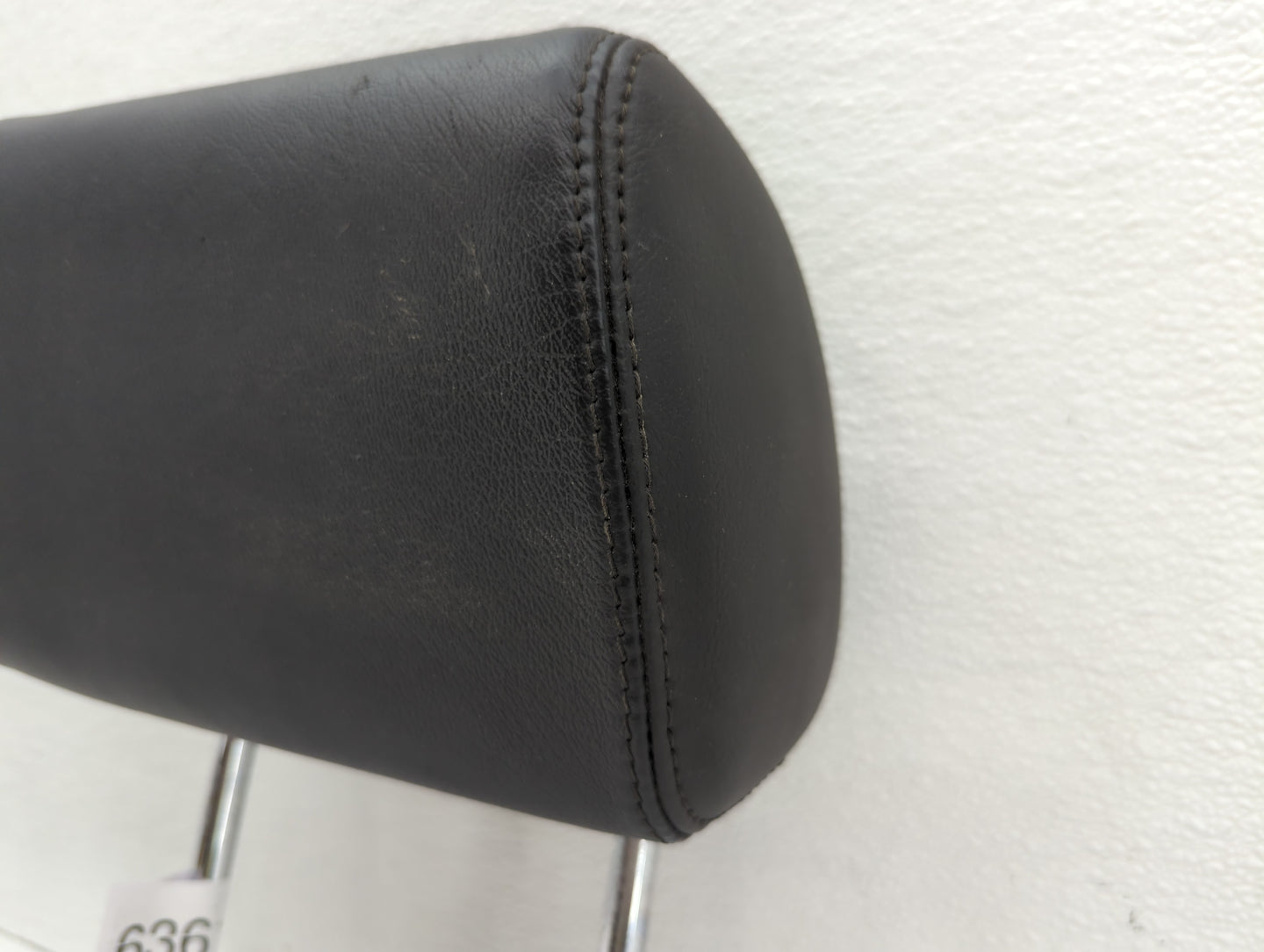 2006 Jaguar Xjr Headrest Head Rest Front Driver Passenger Seat Black - Oemusedautoparts1.com